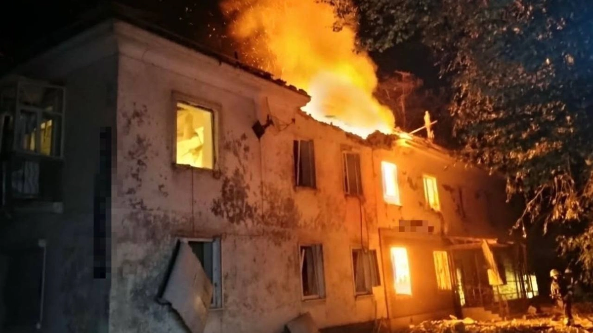 Woman killed and three people injured in Russian strike on Lozova – photos