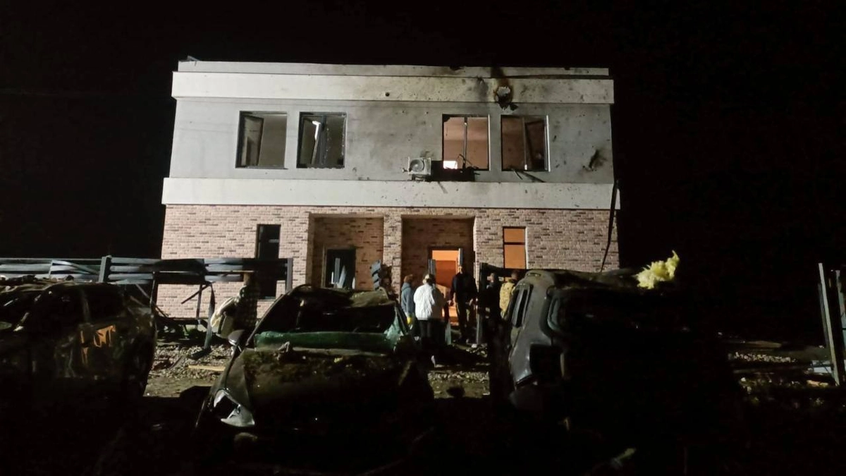 Russian drone strikes house in Kyiv Oblast: two people injured – photos, video