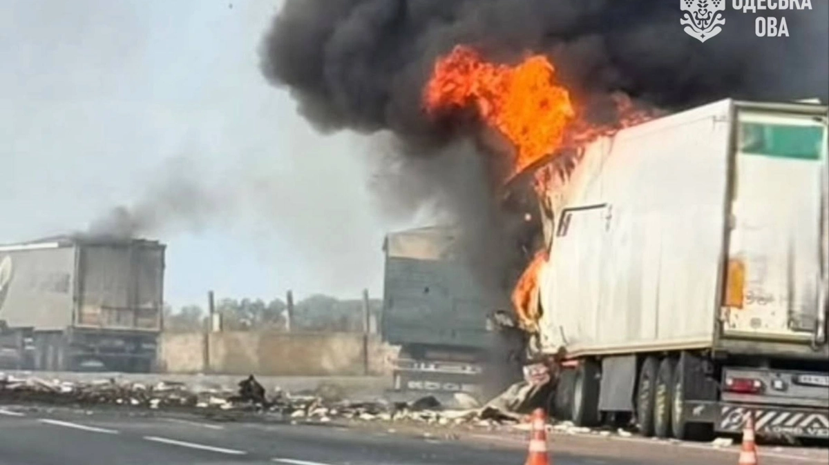 Russian attack damages lorries on road in Odesa Oblast, injures three