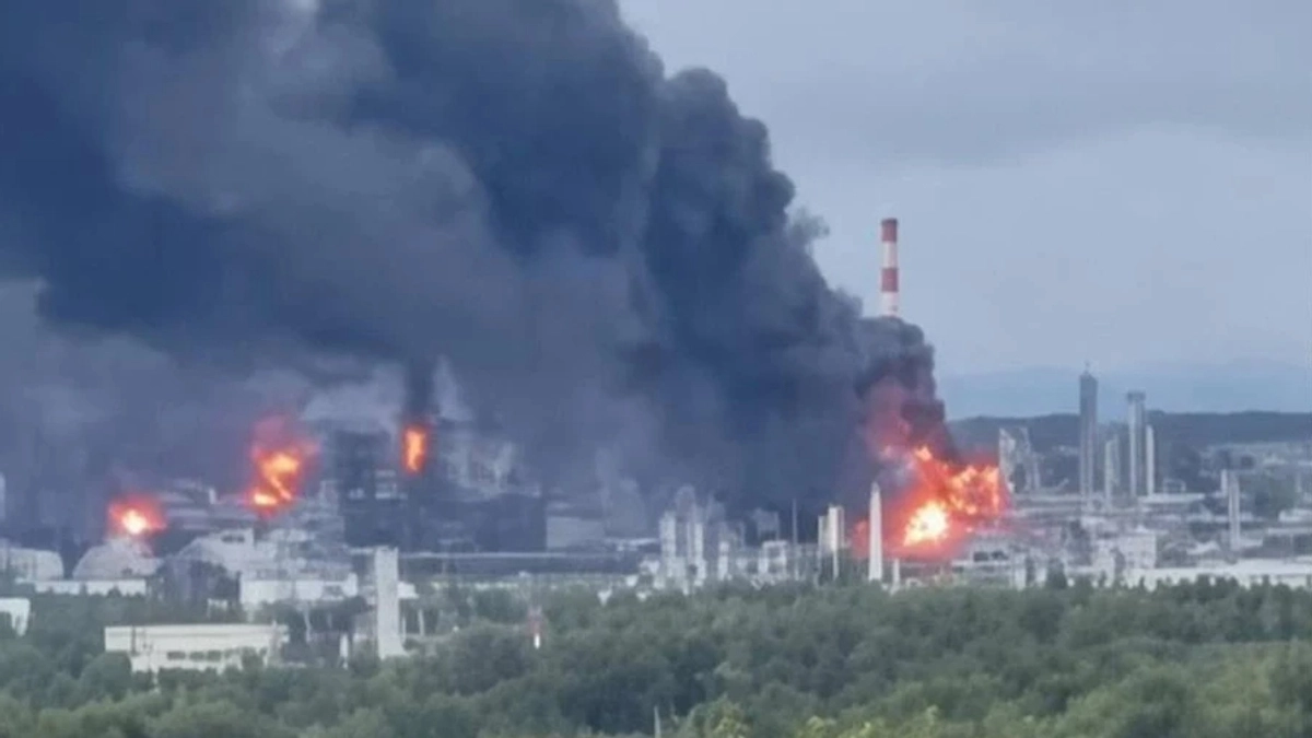 Drone attack halts another Russian oil refinery