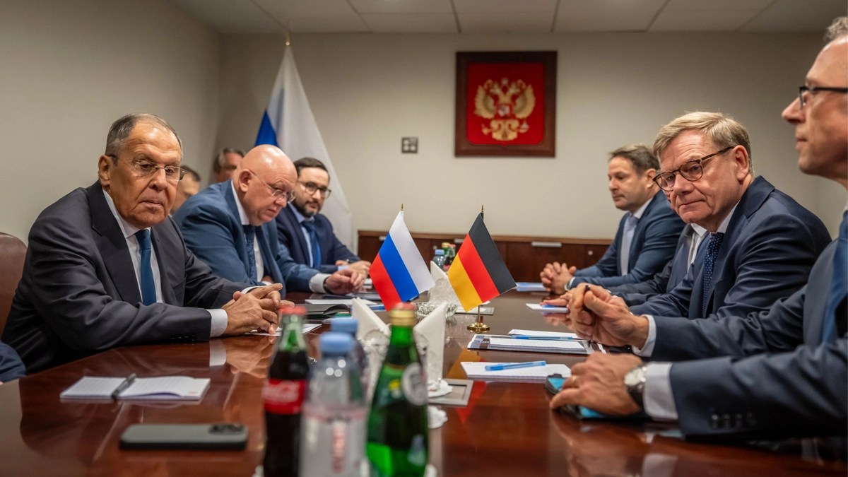 German foreign minister sees no readiness for peace during first meeting with Russian counterpart since 2022