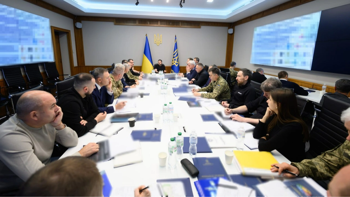 Zelenskyy discusses production of interceptors against Russian jet-powered Shaheds and data centre protection