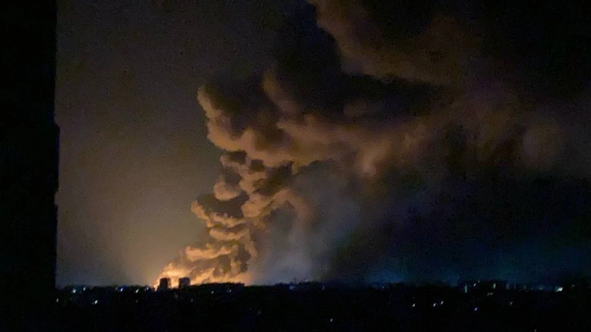 Russian forces attack Dnipro, Kryvyi Rih and Pavlohrad with ballistic missiles