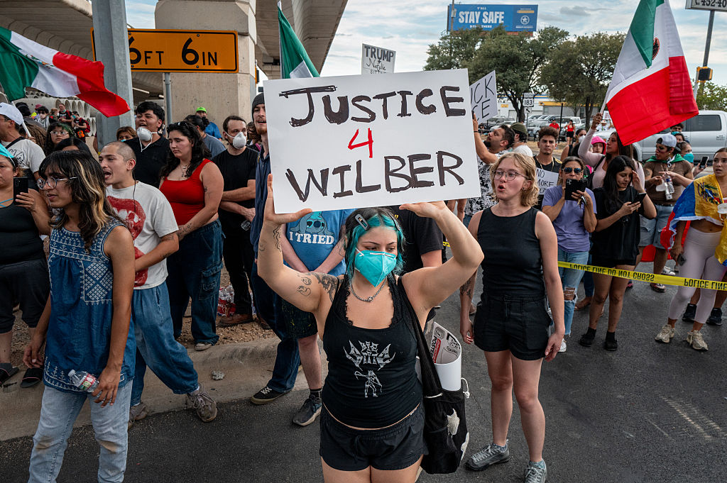 ICE Shoots Man in Austin Doing Food Delivery, Spurring Protests