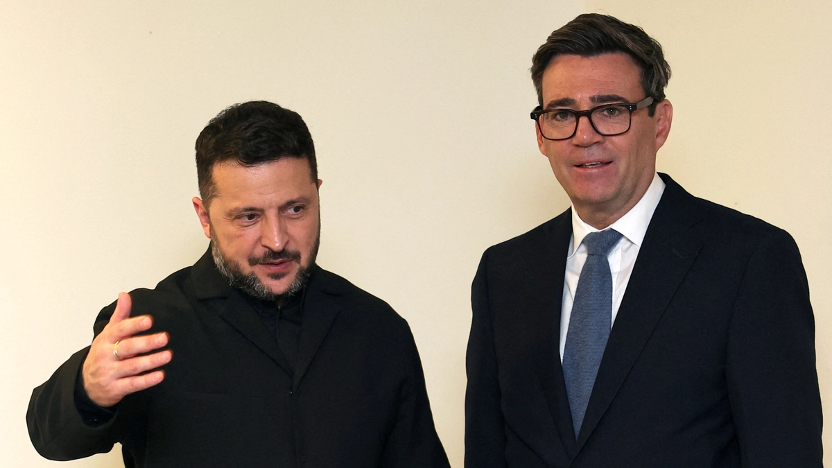 UK PM informs Zelenskyy he will maintain sanctions against Russian oligarchs – Bloomberg