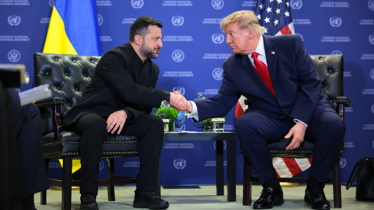 Trump says he will discuss strikes on Russian oil refineries with Zelenskyy