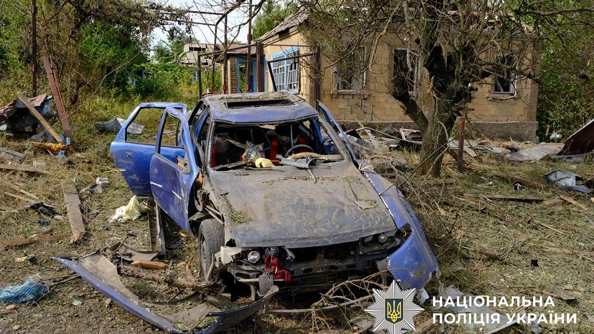 Russians attack Kramatorsk with four aerial bombs: one killed, two injured – photos