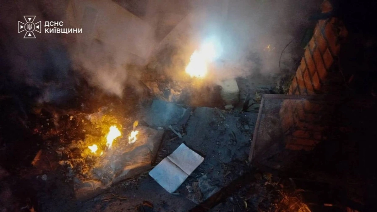 Russia strikes warehouses belonging to supermarket chain in Kyiv Oblast