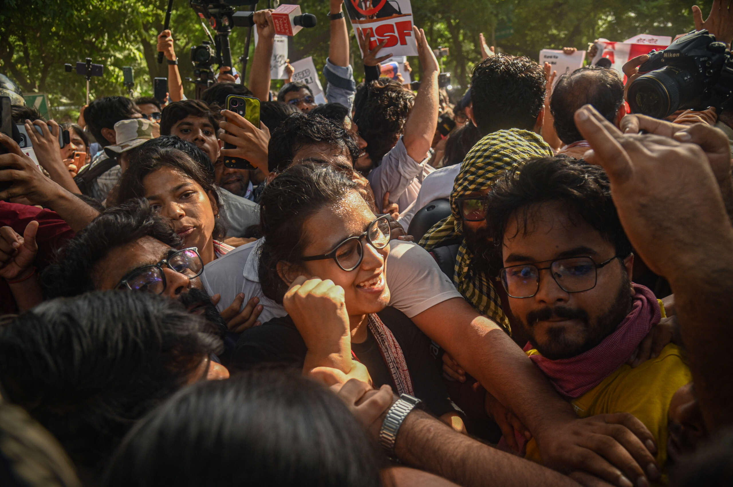 Hundreds Arrested in New Delhi During Mass Protests Over Voter Roll Purges