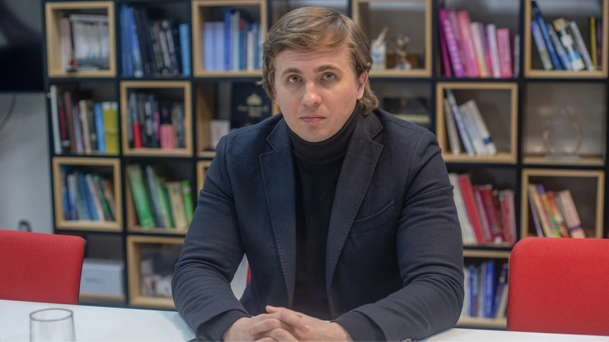 UP investigative journalist Mykhailo Tkach detained in Vienna while on editorial assignment