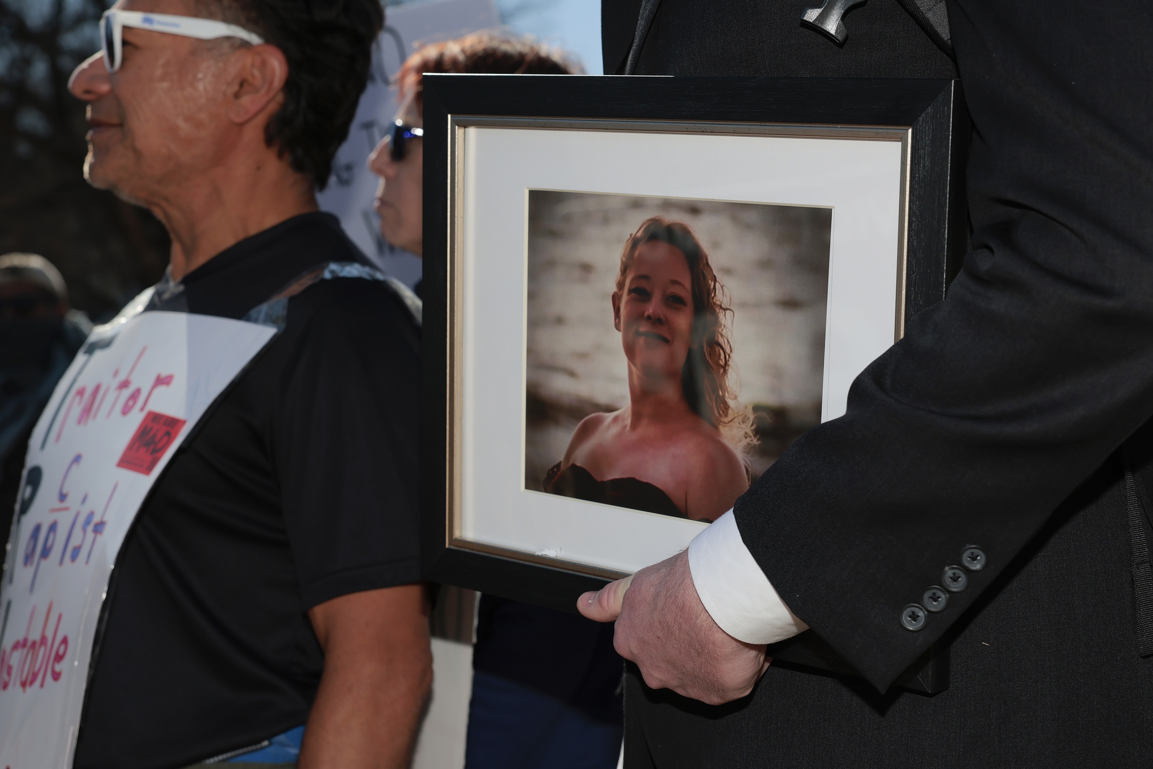 Renee Good’s Family Sues Trump Officials Over Fatal ICE Shooting