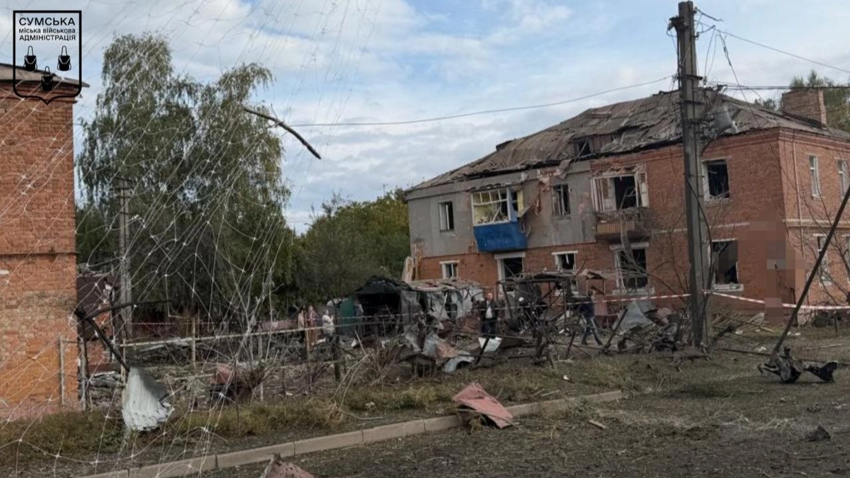 Russians launch repeat guided bomb strike on Sumy: total number injured rises to 19, including child