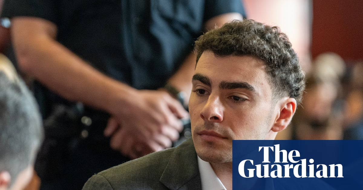 Prosecutors oppose Luigi Mangione’s push for dismissal of state charges